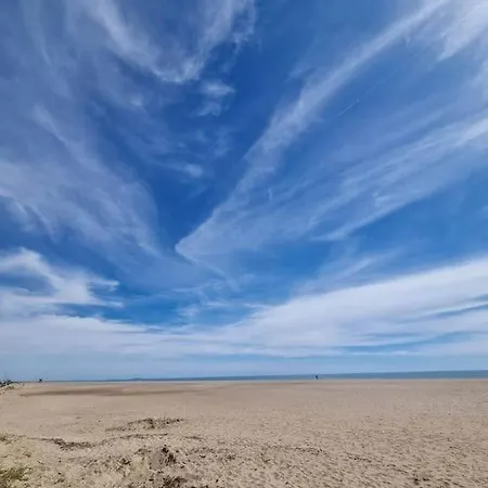 Prázdninový dům Joli Petit Pavillon Climatise 50 M De La Saint-Pierre-la-Mer (Aude)