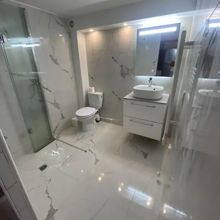 Joli Petit Pavillon Climatise 50 M De La Holiday home