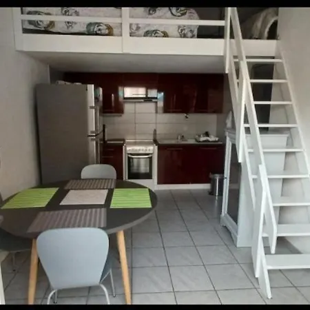 Holiday home Joli Petit Pavillon Climatise 50 M De La Saint-Pierre-la-Mer (Aude)